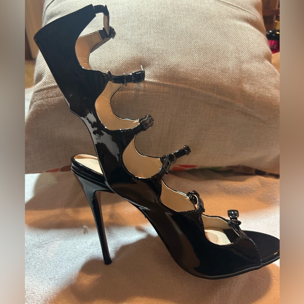 Black Patent Leather - Size 8.5